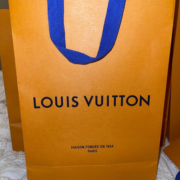Louis Vuitton Medium Shopping Bag - Picture 2 of 2